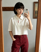 Load image into Gallery viewer, 紅色幾何刺繡恤衫