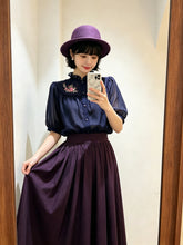 Load image into Gallery viewer, 花邊立領刺鏽top(日本製)
