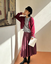 Load image into Gallery viewer, BRISTISH KHAKI 手工刺繡毛衣（古着/日本製）