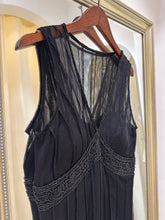 Load image into Gallery viewer, WHITE HOUSE 網紗釘珠洋裝（古着/美國品牌）