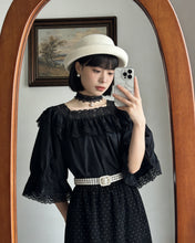 Load image into Gallery viewer, SAKAI 蕾絲上衣（古着/日本製/L）