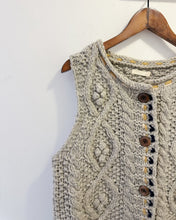 Load image into Gallery viewer, STUDIO CLIP 背心 (MADE IN CHINA)