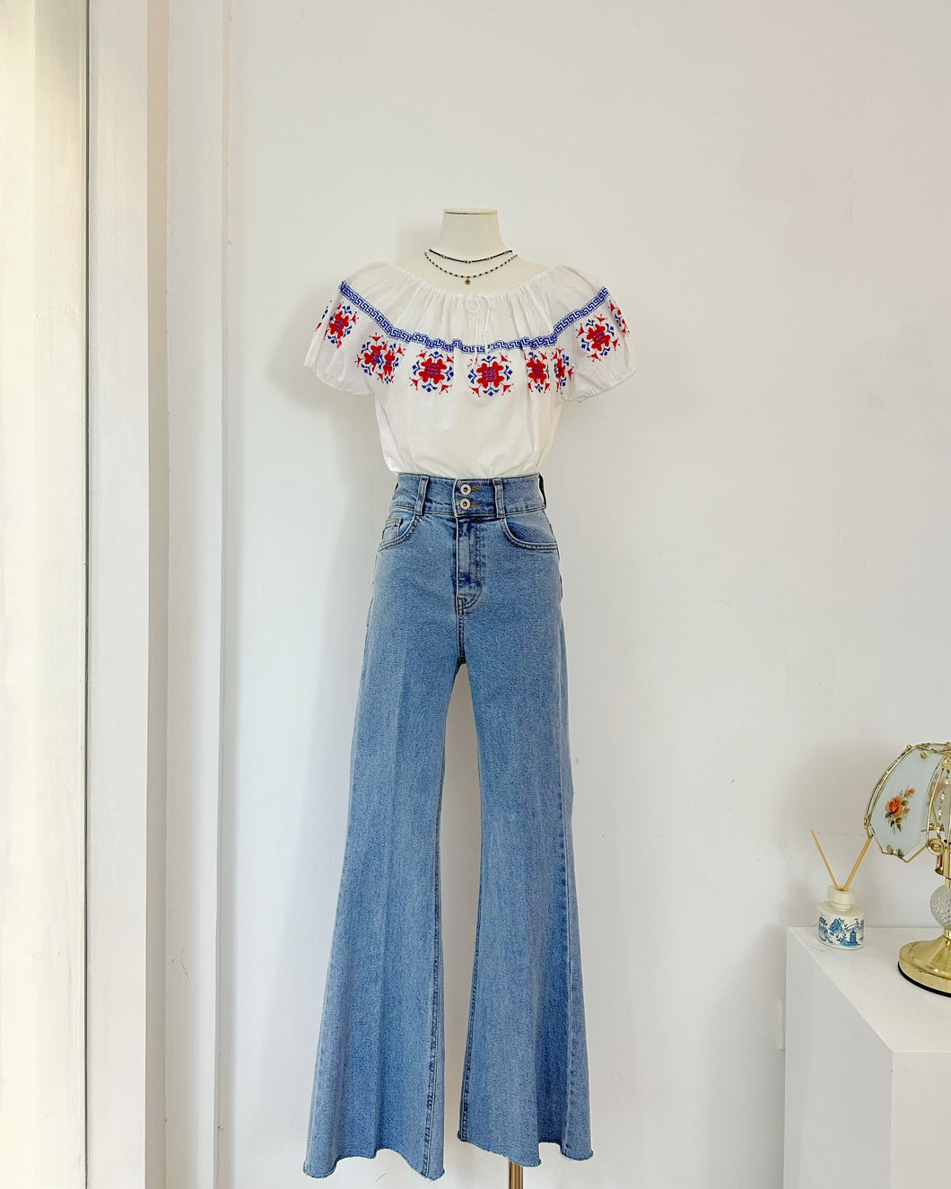 歐洲手工十字繡上衣（古着/M-L）