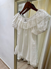 Load image into Gallery viewer, TEDDI CALIFORNIA 老蕾絲露肩上衣