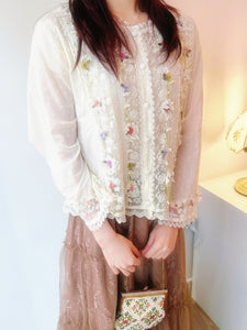 手工刺繡上衣+lace 裙（一套已售）