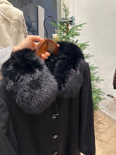 Load image into Gallery viewer, Pure Cashmere 羊絨大褸（古著／日本製）