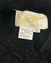 Load image into Gallery viewer, RICKIE FREEMAN 蕾絲拼玻璃紗半裙（古着/香港製/M）