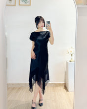 Load image into Gallery viewer, AMI INTIME 緞面洋裝（古着/S碼）