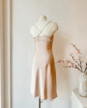 Load image into Gallery viewer, Rue de B淺粉緞面吊帶