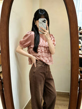 Load image into Gallery viewer, RoraRora緞面粉色蕾絲邊top(日本製)