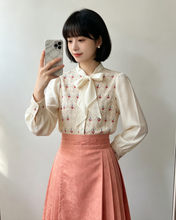 Load image into Gallery viewer, 新中式幾何花紋刺繡上衣