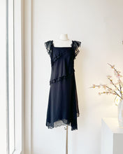 Load image into Gallery viewer, Ami Intime黑色細閃吊帶裙