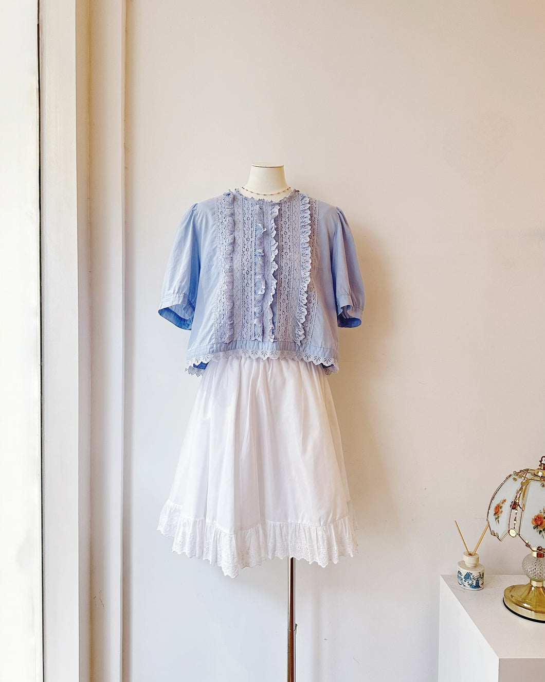 昭和🇯🇵花邊上衣（古着/日本製/L）