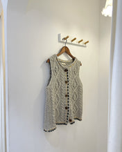 Load image into Gallery viewer, STUDIO CLIP 背心 (MADE IN CHINA)