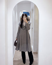 Load image into Gallery viewer, 羊毛裙形長外套(MADE IN CHINA)