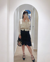 Load image into Gallery viewer, 鏤空手工刺繡的老真絲襯衫（古着/日本品牌中國代工/M-L）