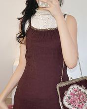 Load image into Gallery viewer, MAN FUNG 閃閃面料吊帶裙（古着）