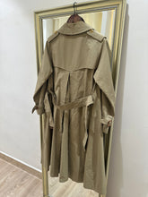 Load image into Gallery viewer, BURBERRYS 女裝棉質風衣（舊版英國製/S或M碼ok）