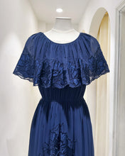 Load image into Gallery viewer, MERVEILLEUSES 宮廷斗篷洋裝（古着/日本製）